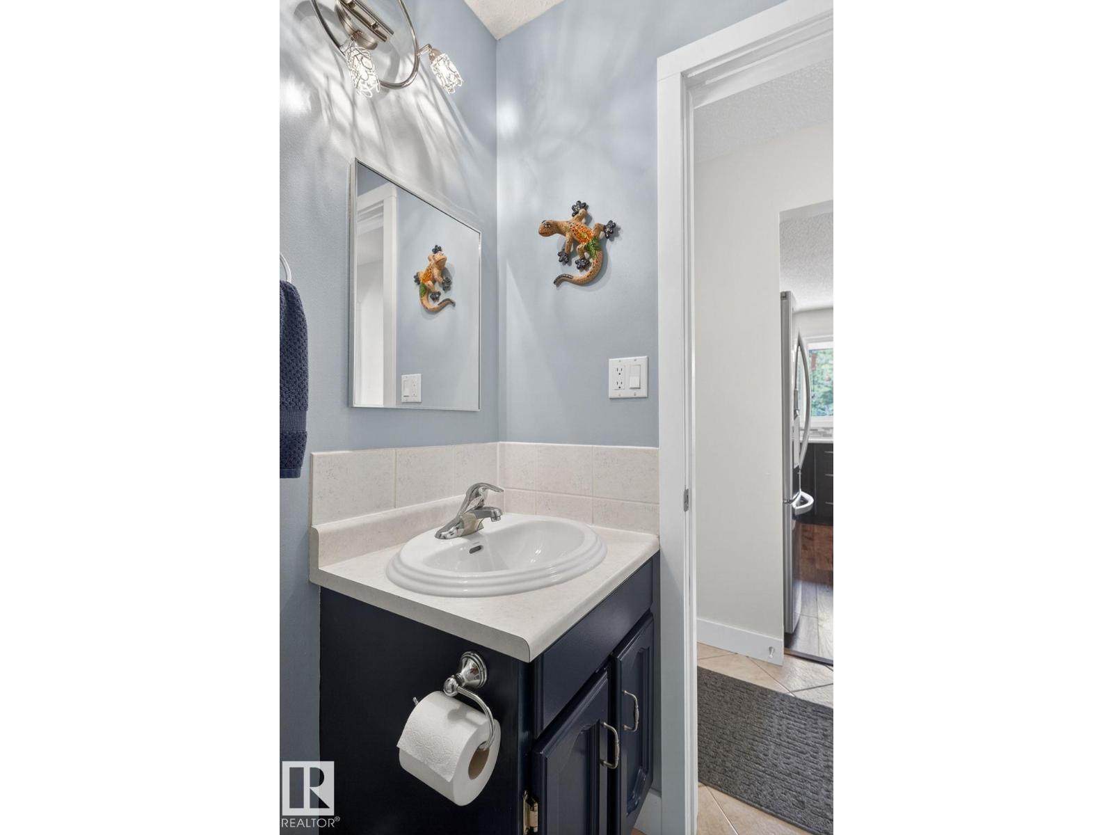 4911 46 ST - 41