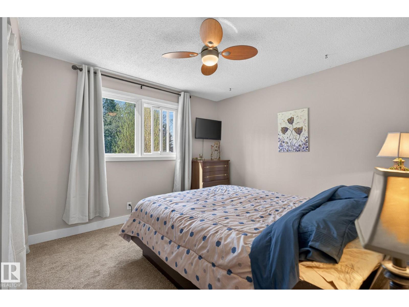 4911 46 ST - 43