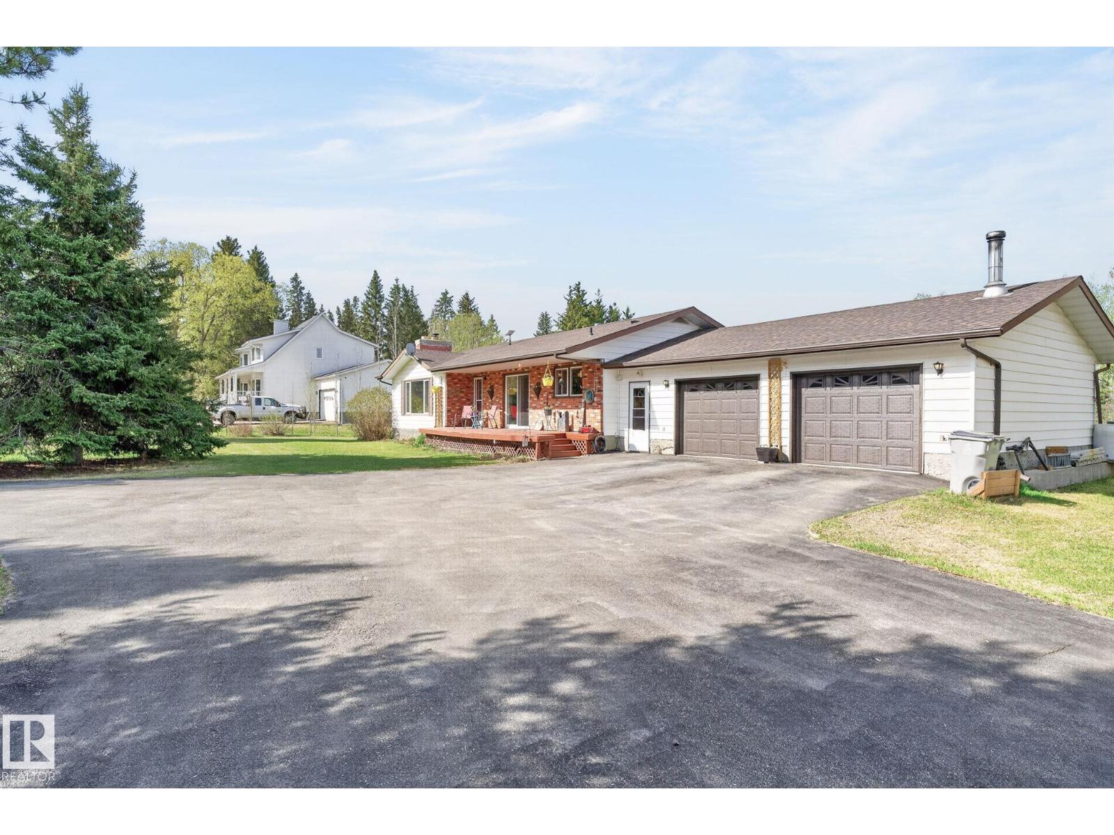 4911 46 ST - 6