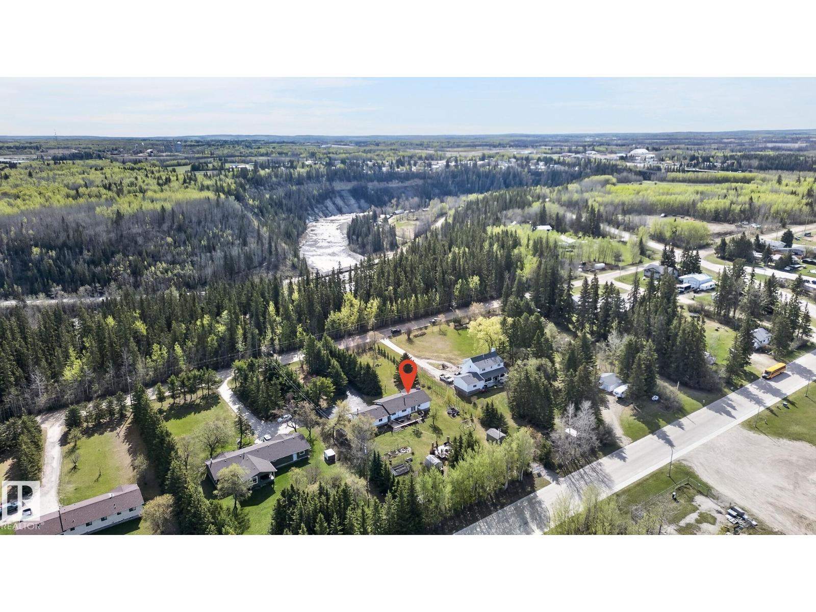 4911 46 ST - 72