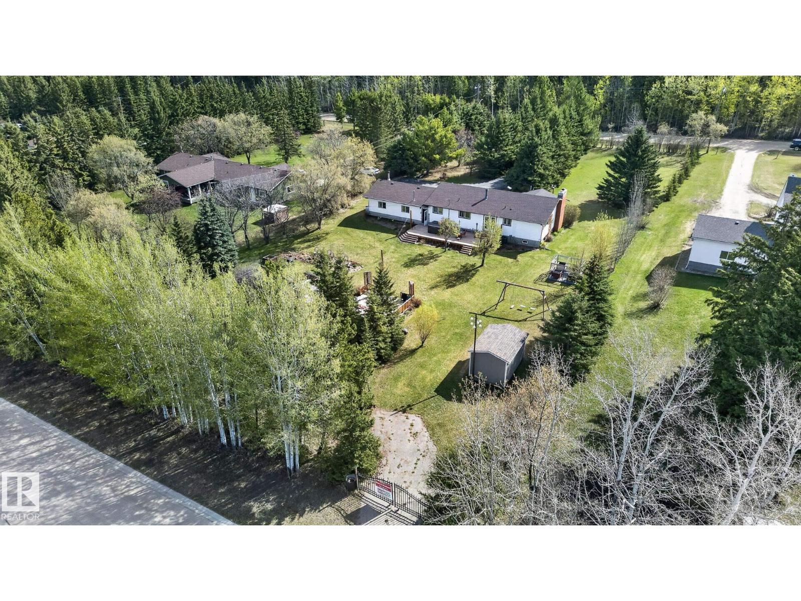 4911 46 ST - 74