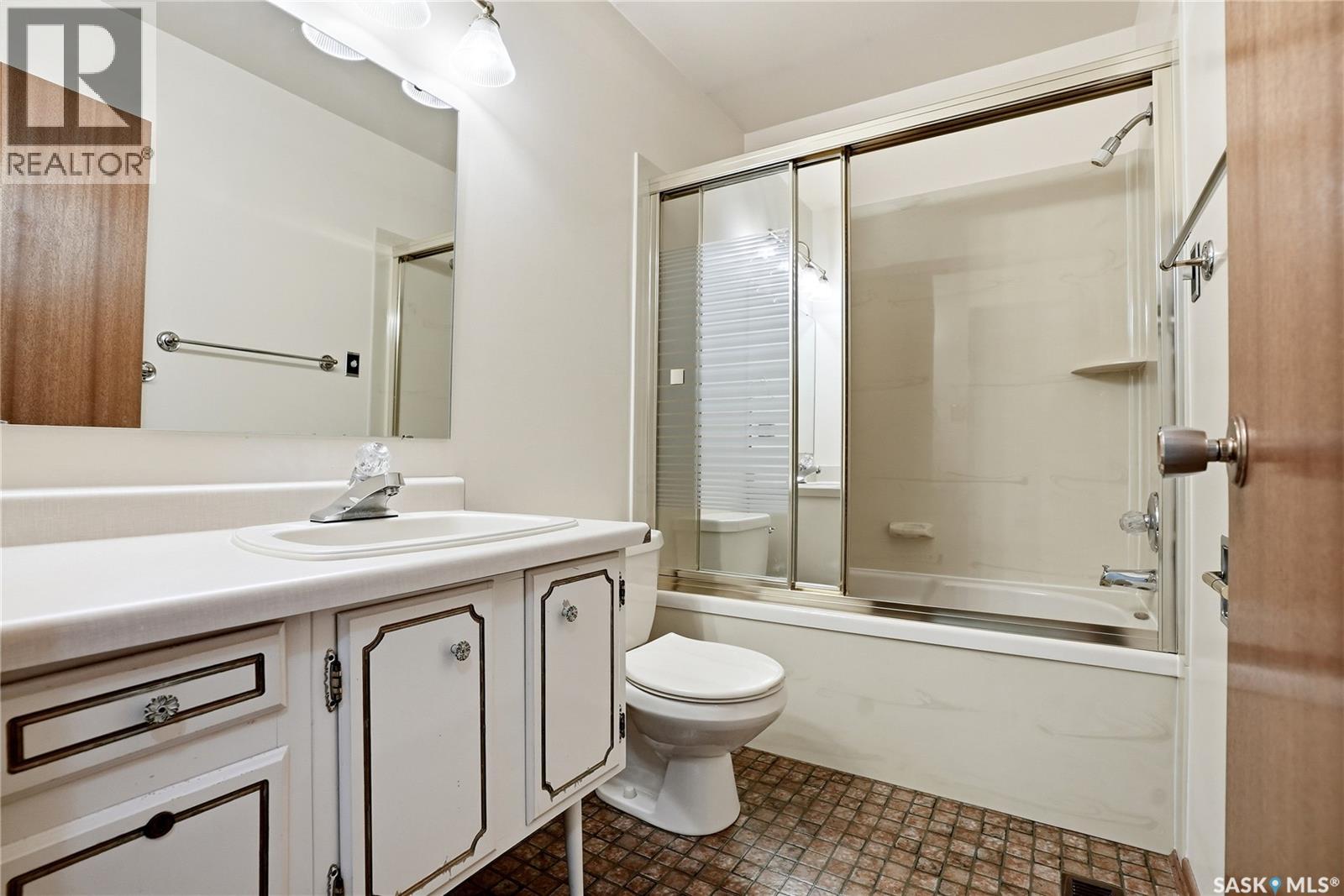 54 St Lawrence CRESCENT — photo 23
