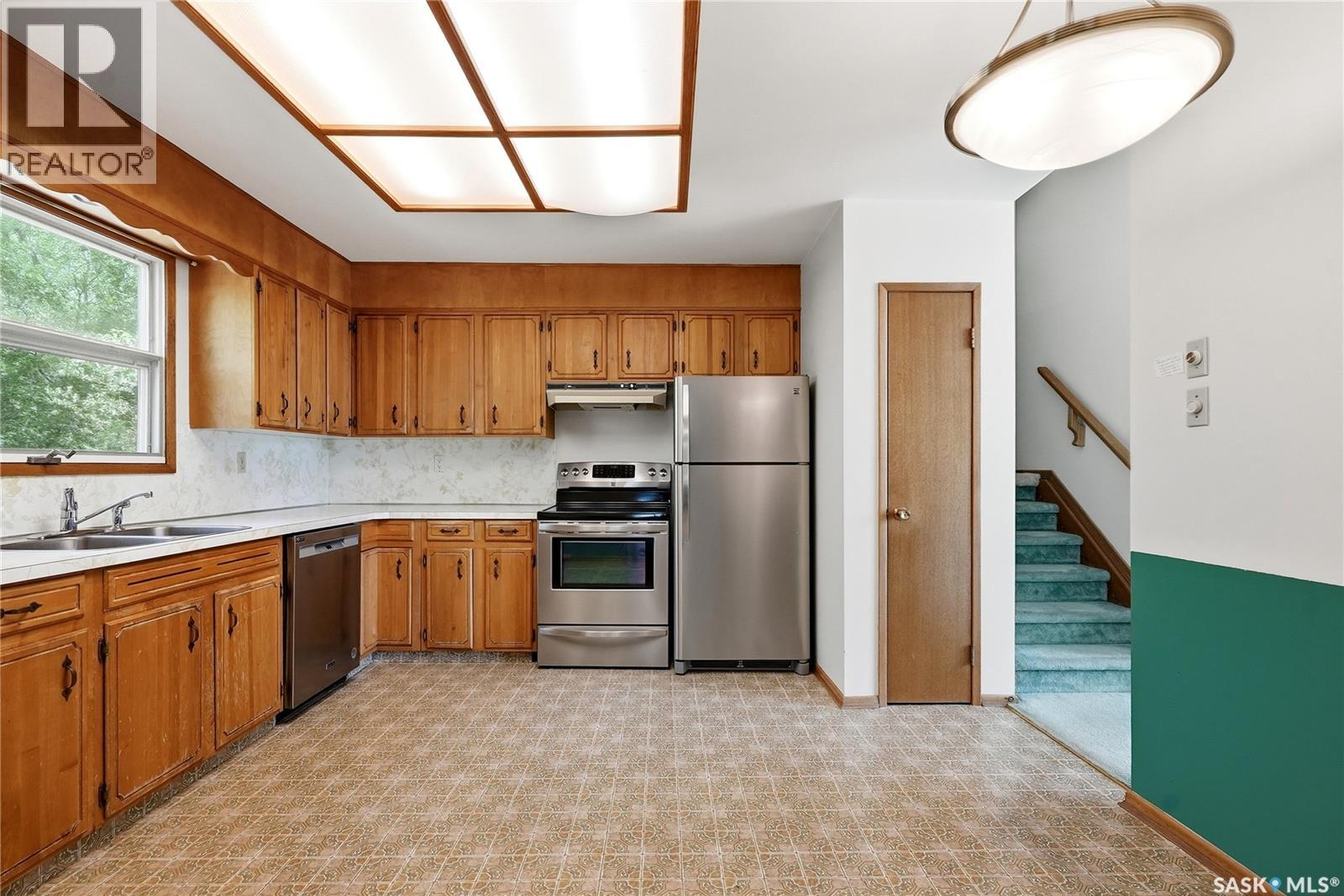 54 St Lawrence CRESCENT — photo 7