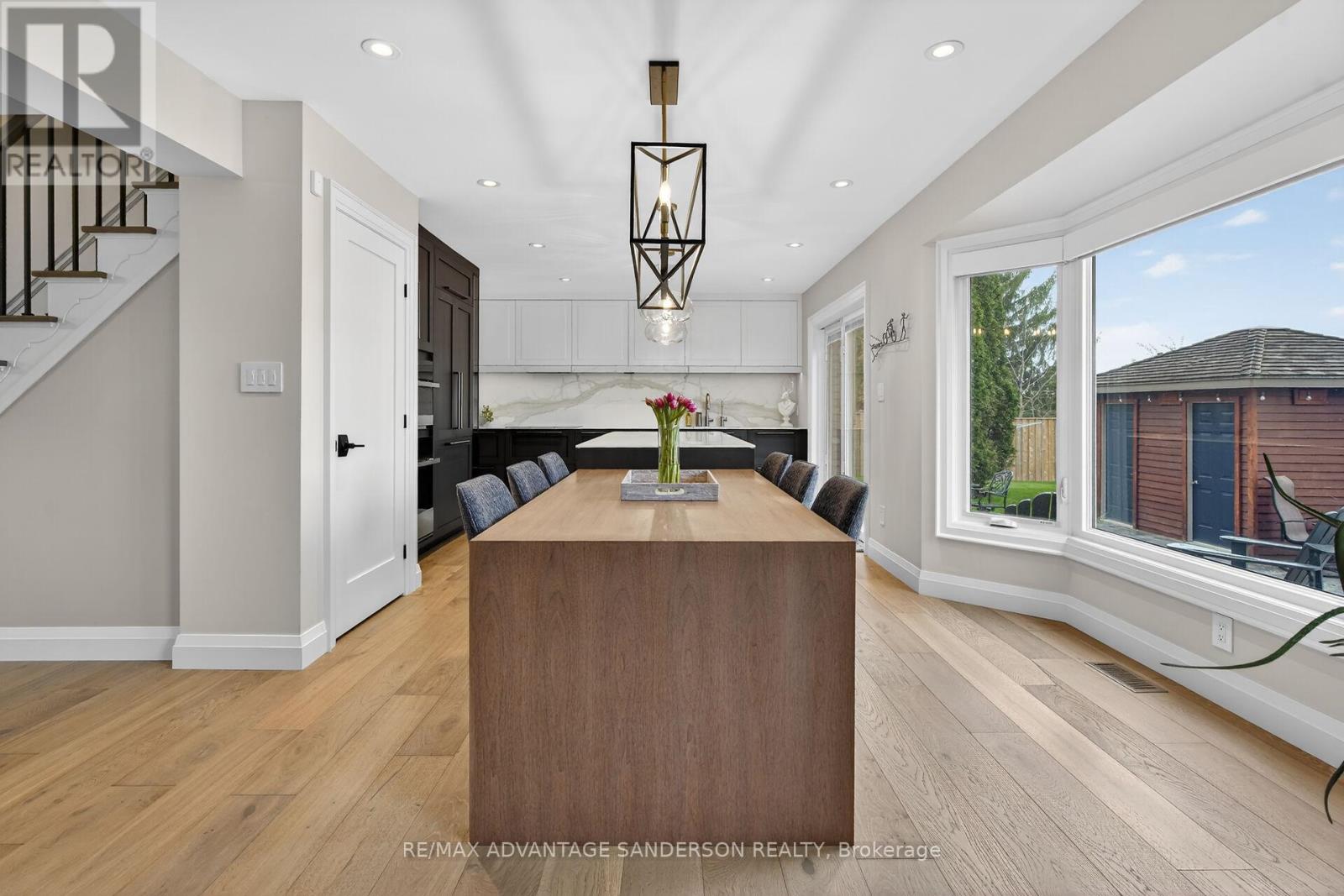 975 SUNNINGDALE ROAD W - 28