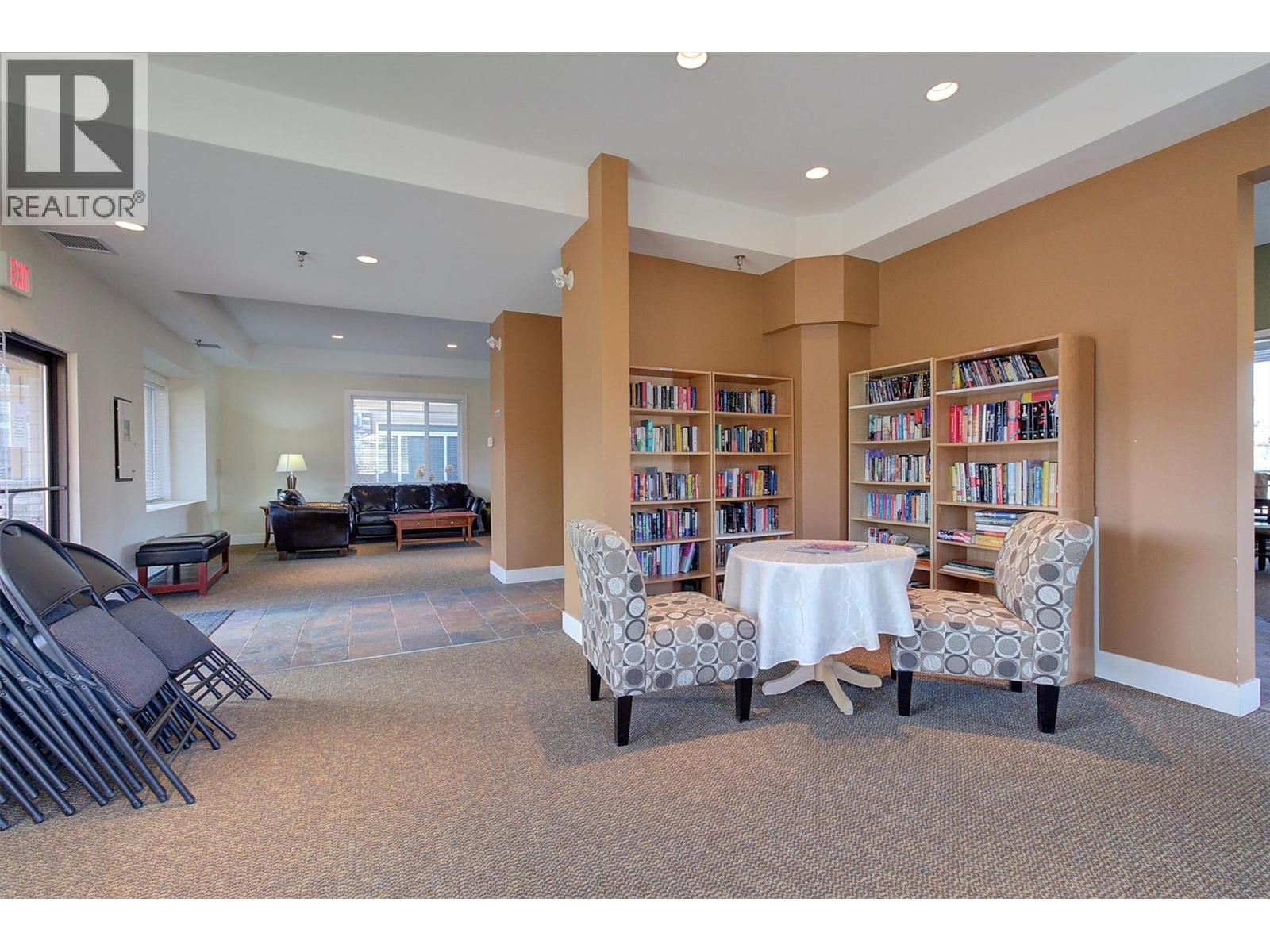 214 2532 Shoreline Drive, Lake Country