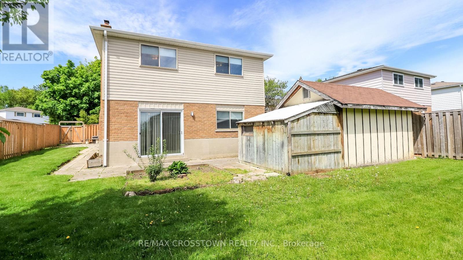 31 LEE AVENUE - 10