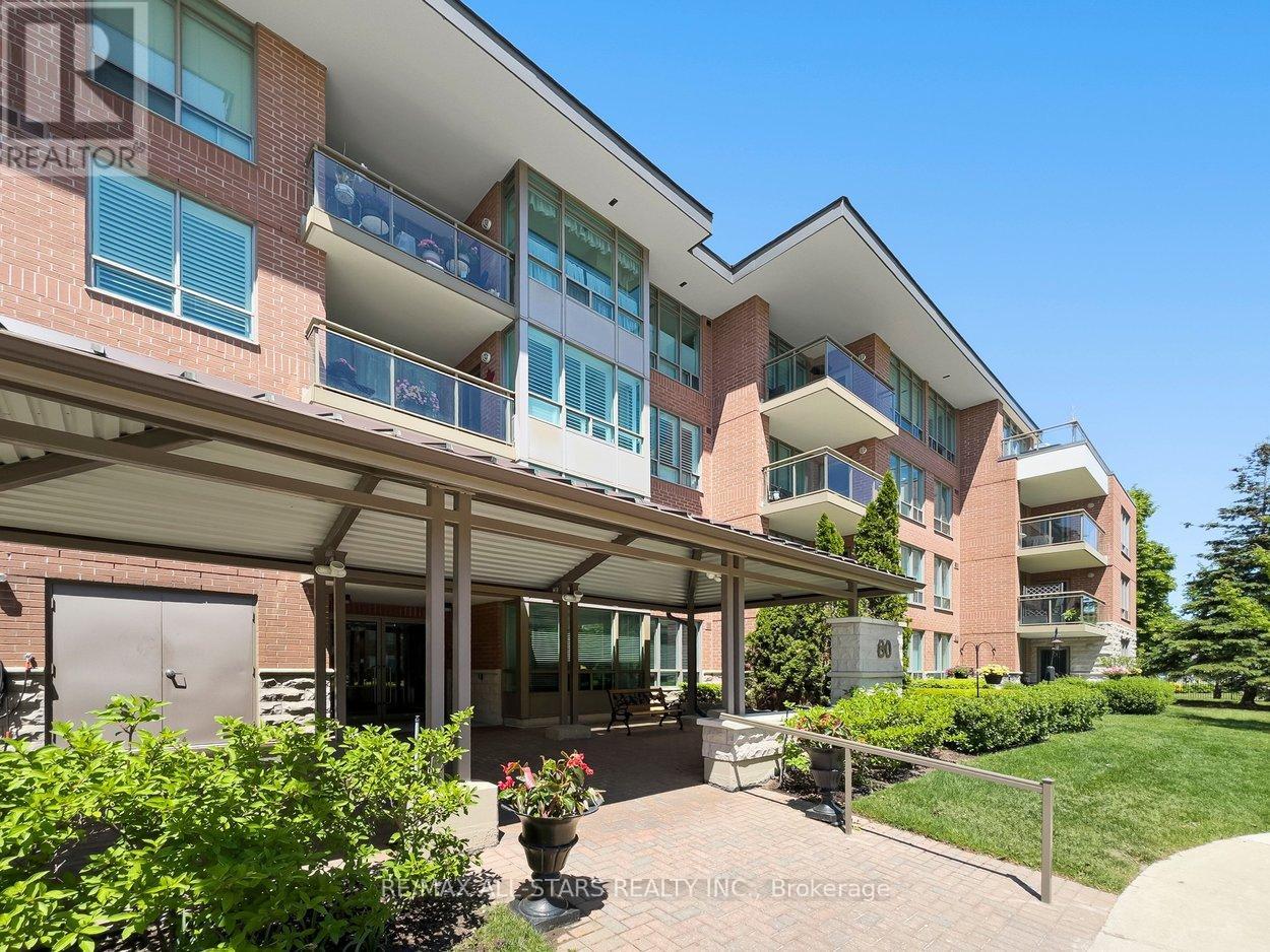 Friendly low rise building in Swan Lake