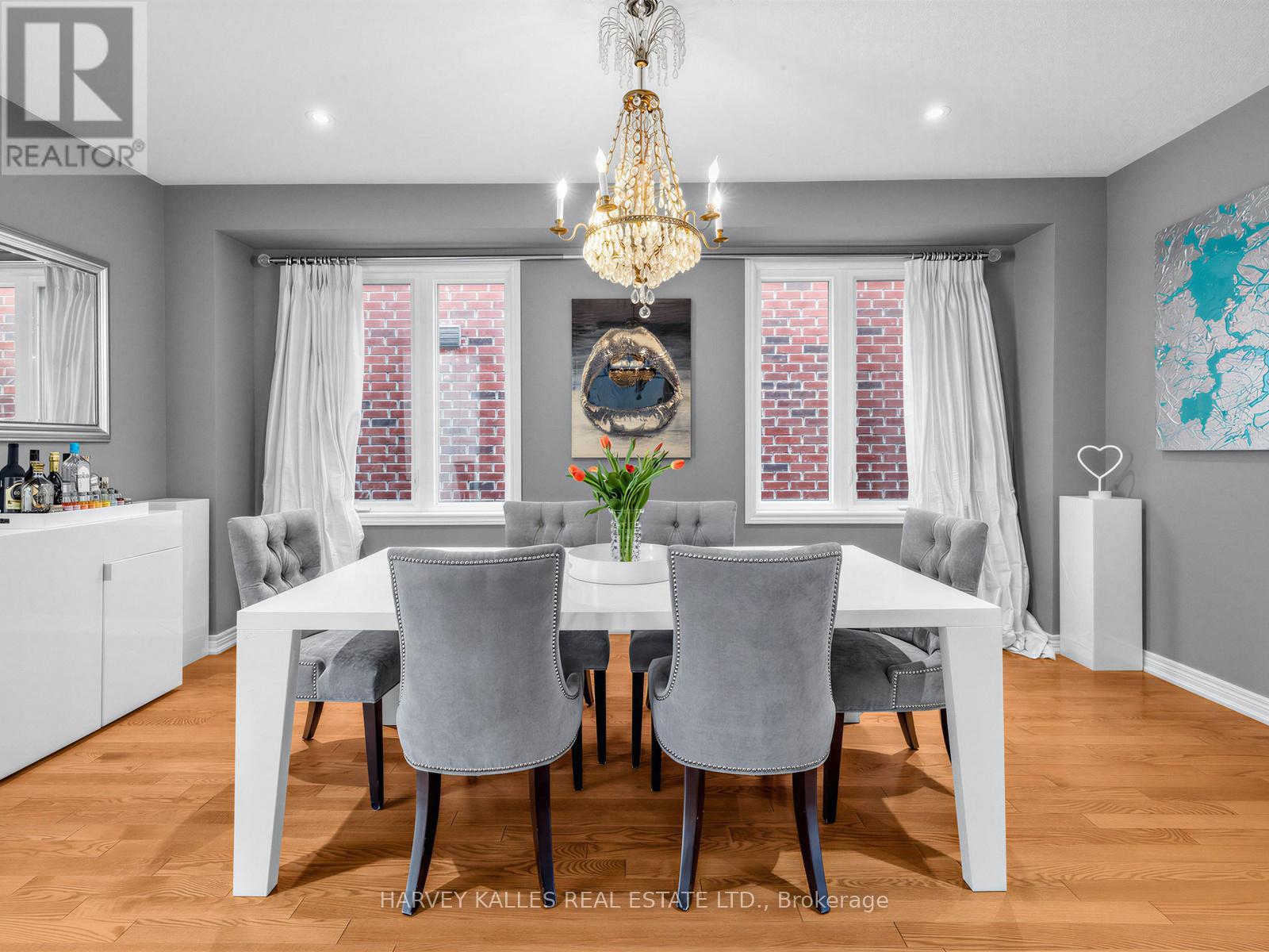 28 SOUTHVALE DRIVE - 5