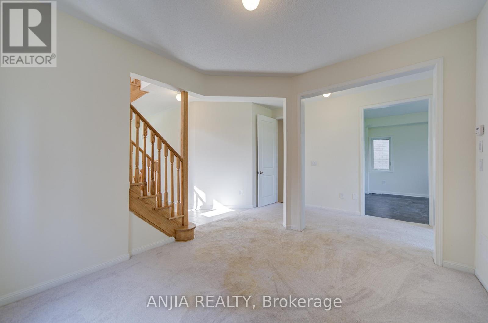 9 CLIFF THOMPSON COURT - 12
