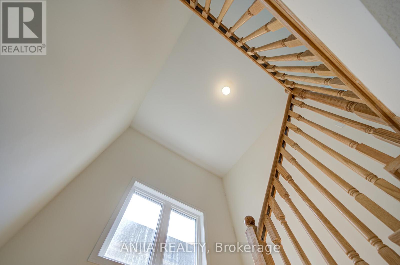 9 CLIFF THOMPSON COURT - 21