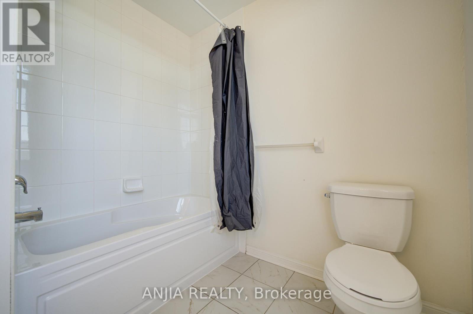 9 CLIFF THOMPSON COURT - 37