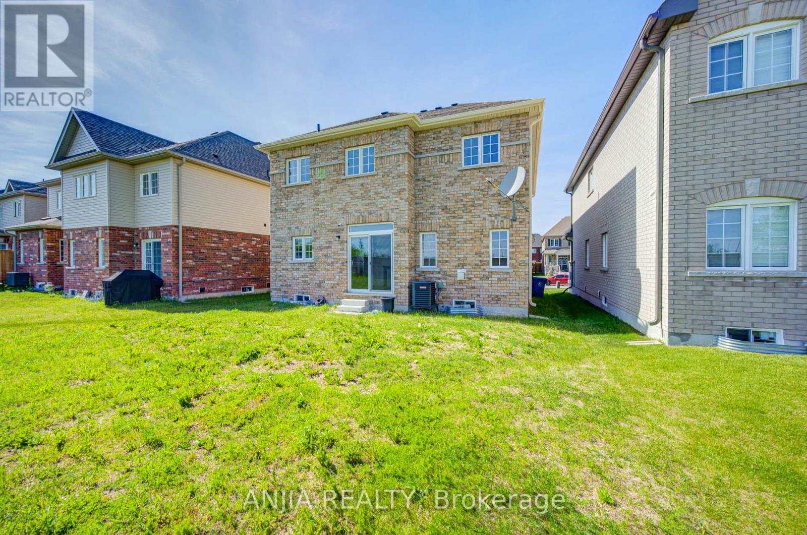 9 CLIFF THOMPSON COURT - 45