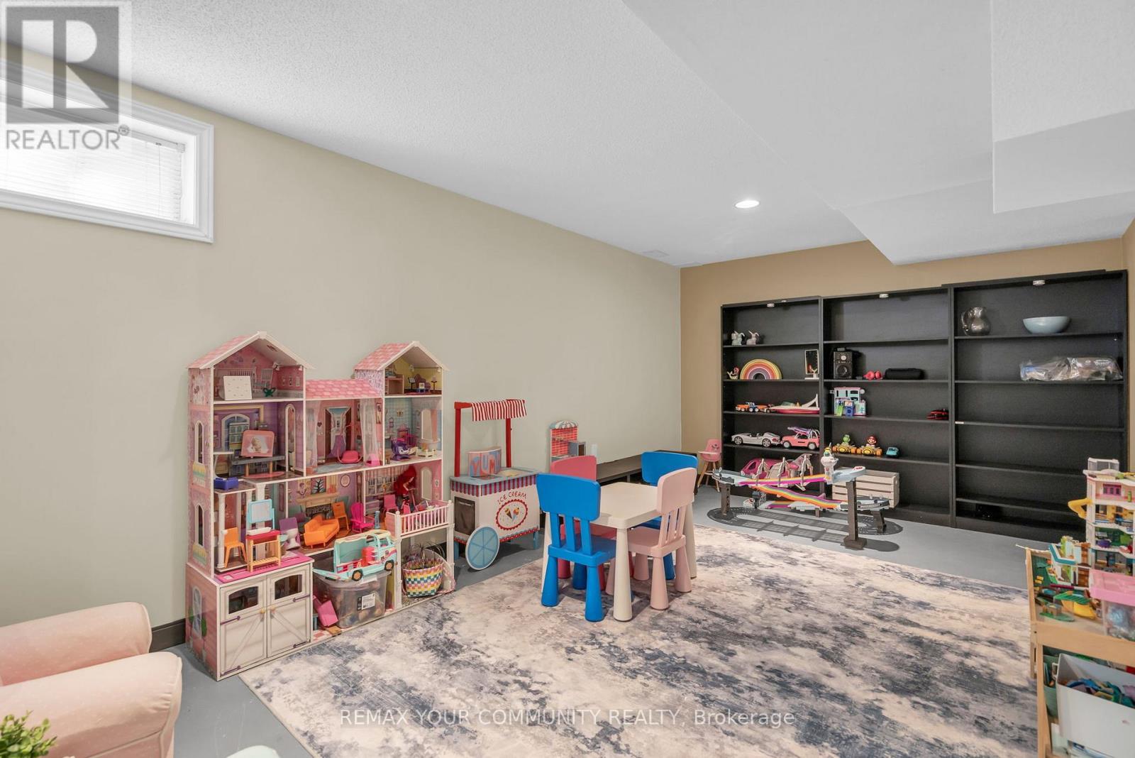 66 BECKETT AVENUE - 36