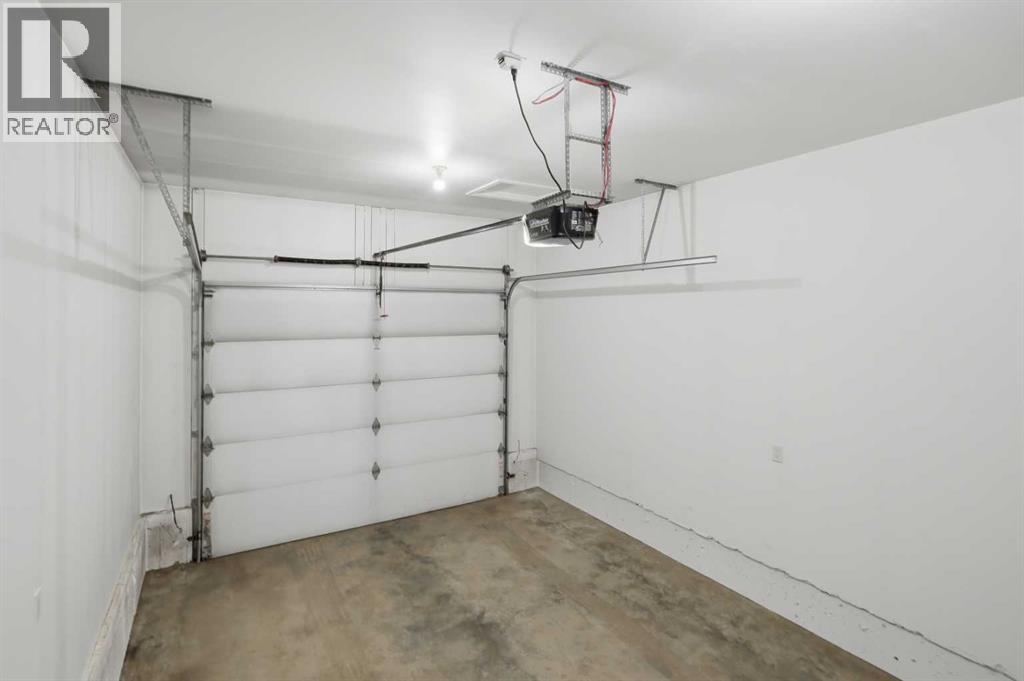 27 Windermere Close - 2