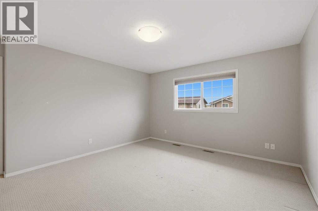 27 Windermere Close - 25