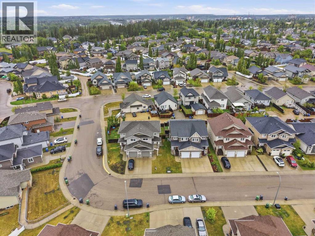 27 Windermere Close - 35