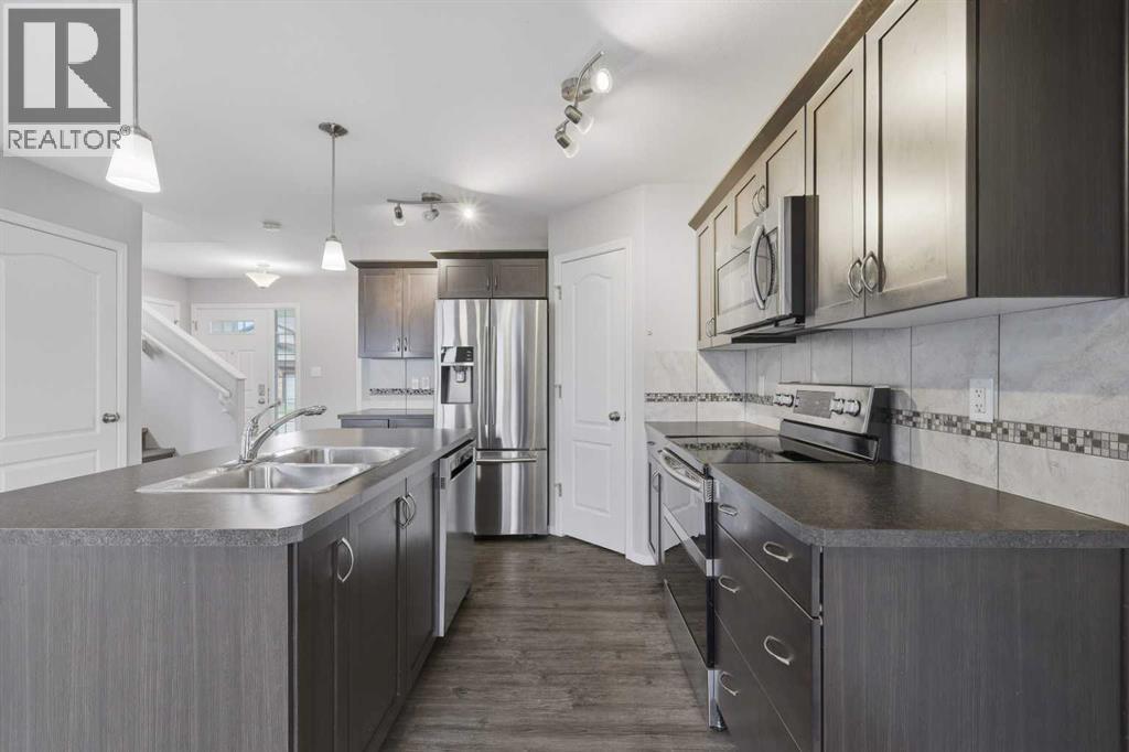 27 Windermere Close - 4