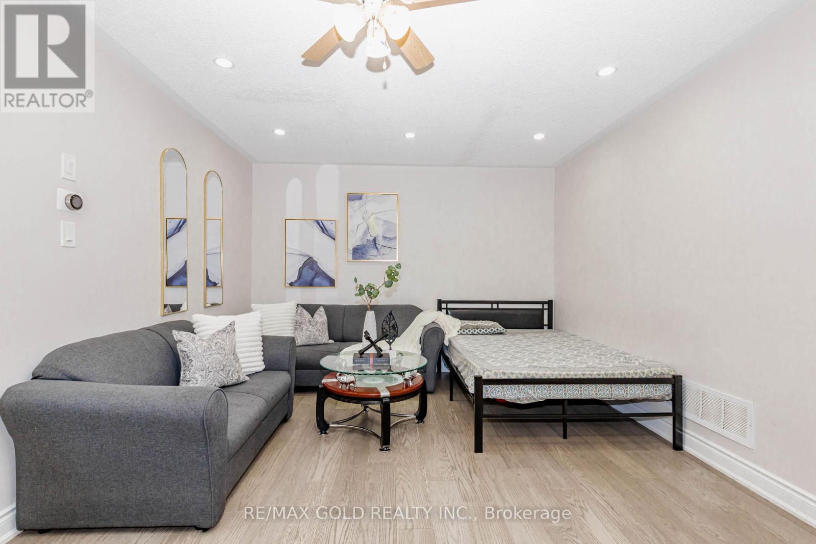 48 SUGARBERRY DRIVE - 7