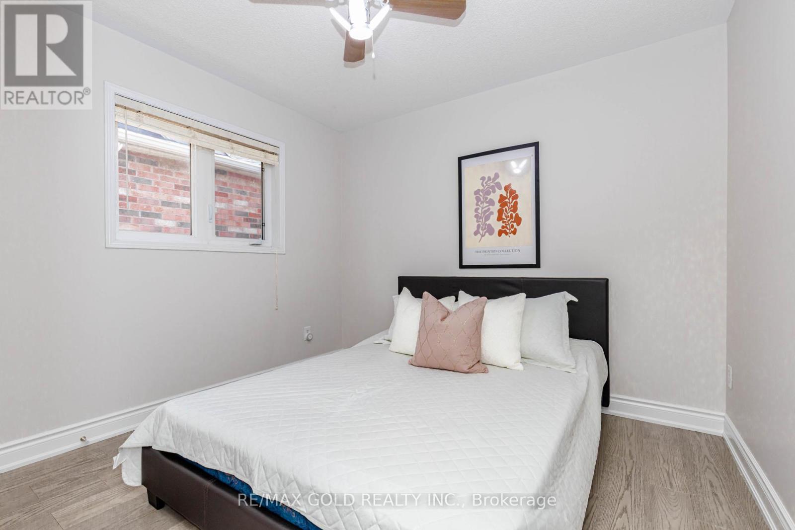 48 SUGARBERRY DRIVE - 29