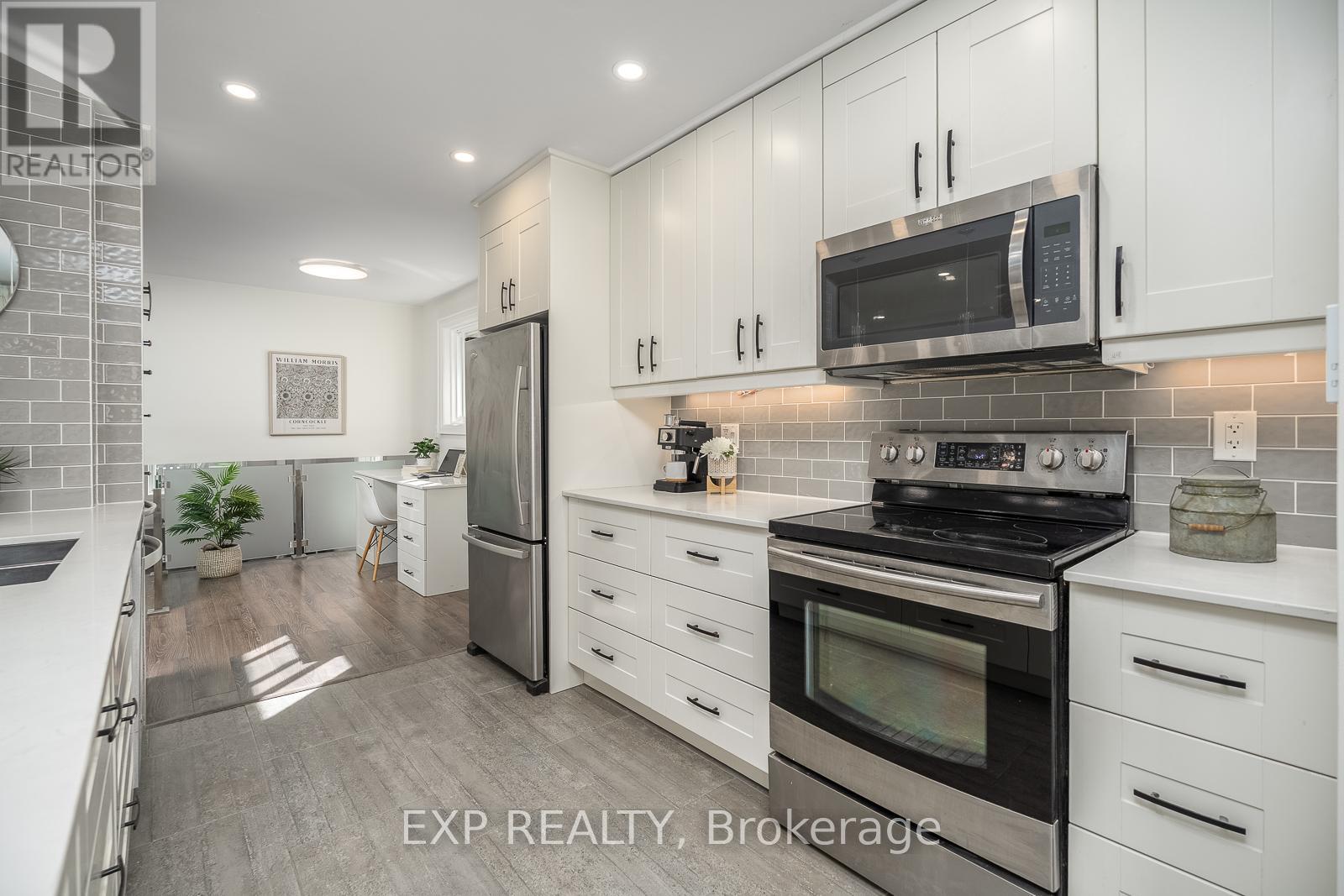 1856 BONNYMEDE DRIVE - 9