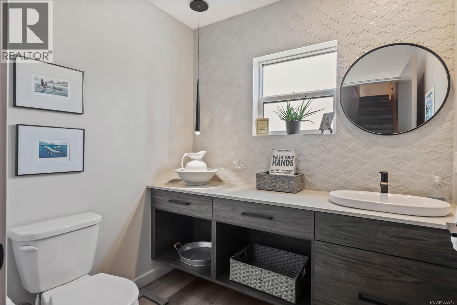 #9 356 14th St - 16