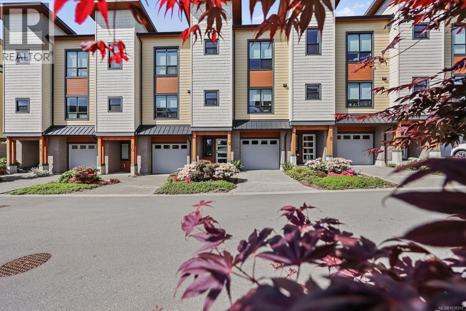 9 356 14th St, Courtenay