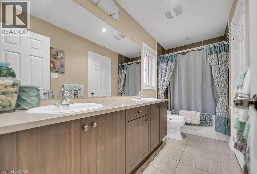 35 WILMOT Road - 39