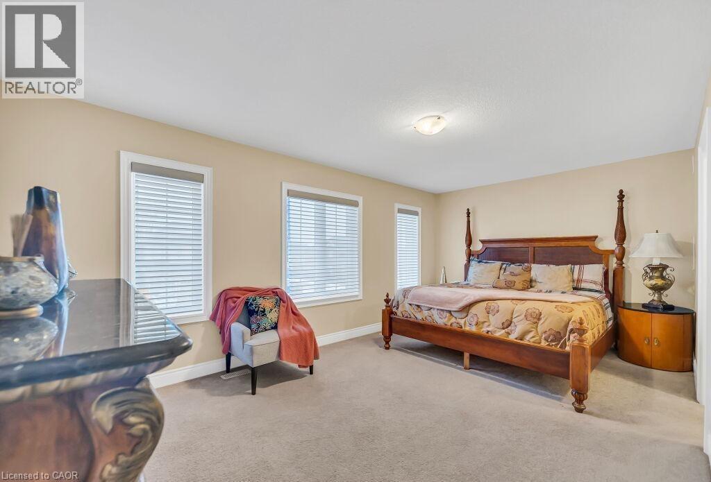 35 WILMOT Road - 29