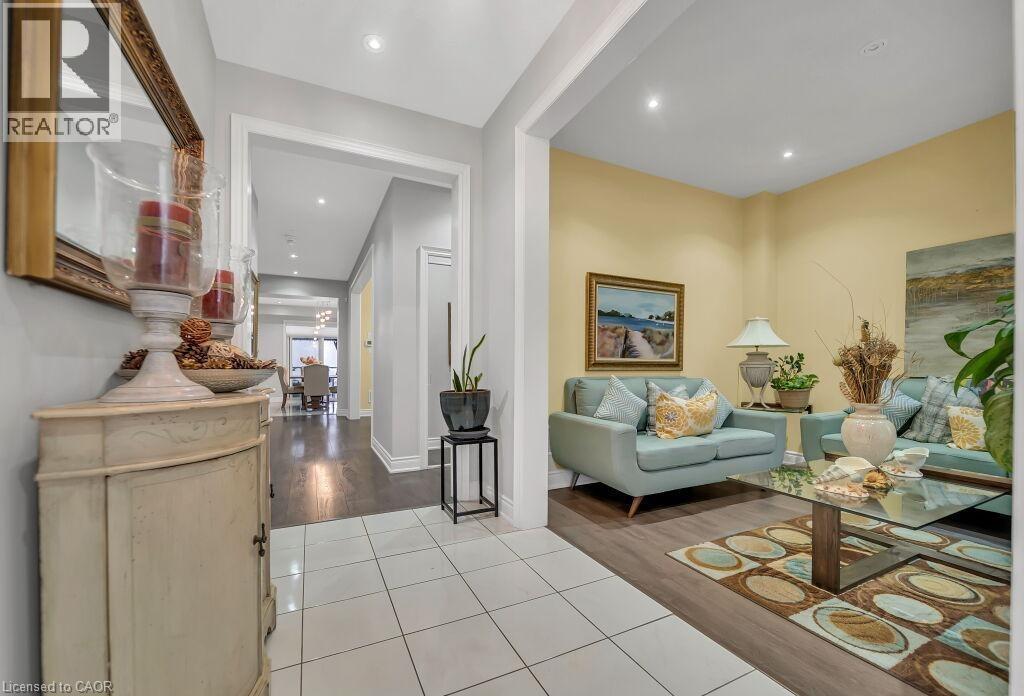 35 WILMOT Road - Image 3