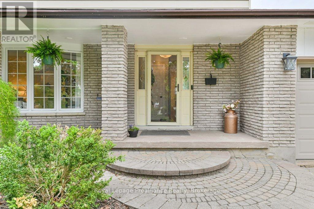 28 BRIARWOOD CRESCENT - 5