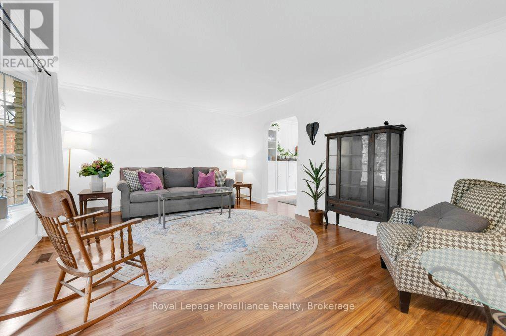 28 BRIARWOOD CRESCENT - 7