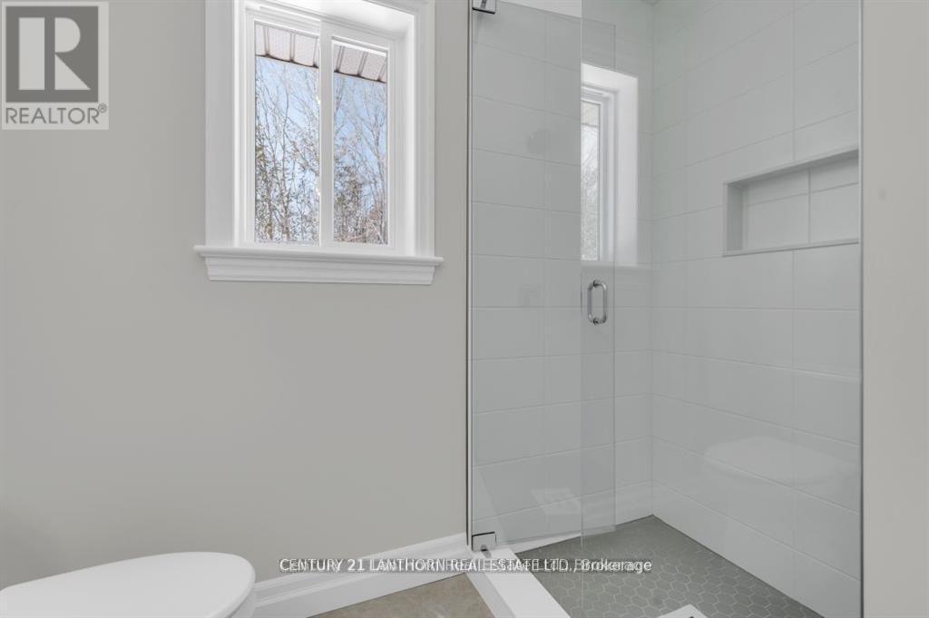 1039 CROOKSTON ROAD - 20