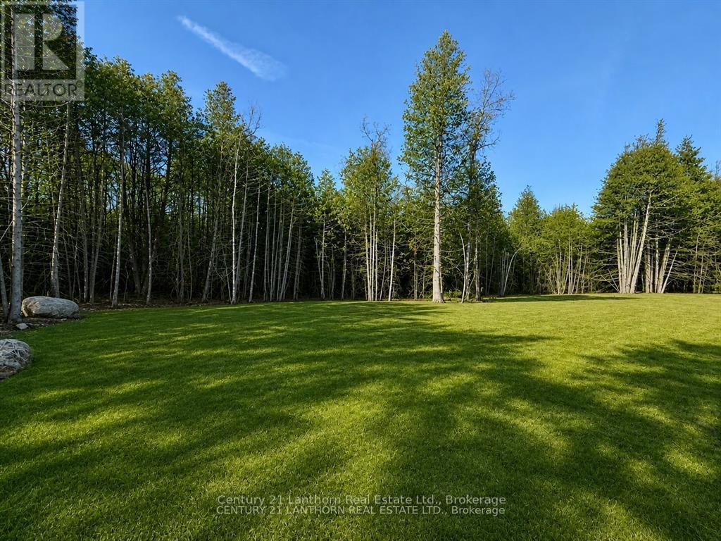1039 CROOKSTON ROAD - 27