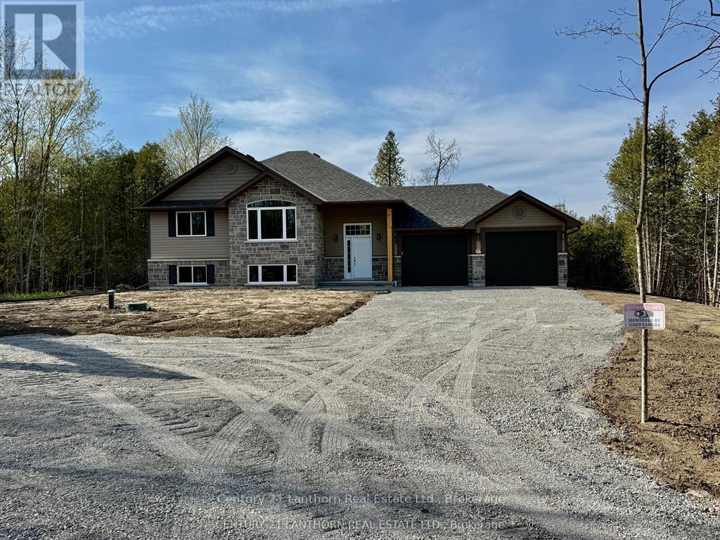 1039 CROOKSTON ROAD - 30