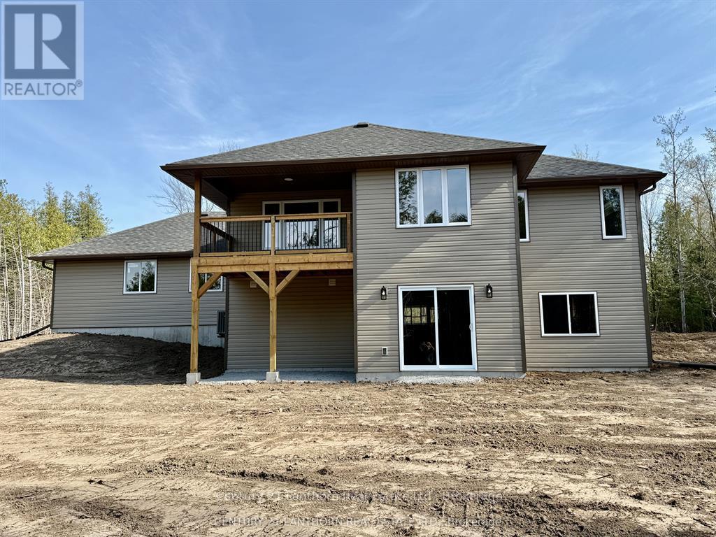 1039 CROOKSTON ROAD - 32