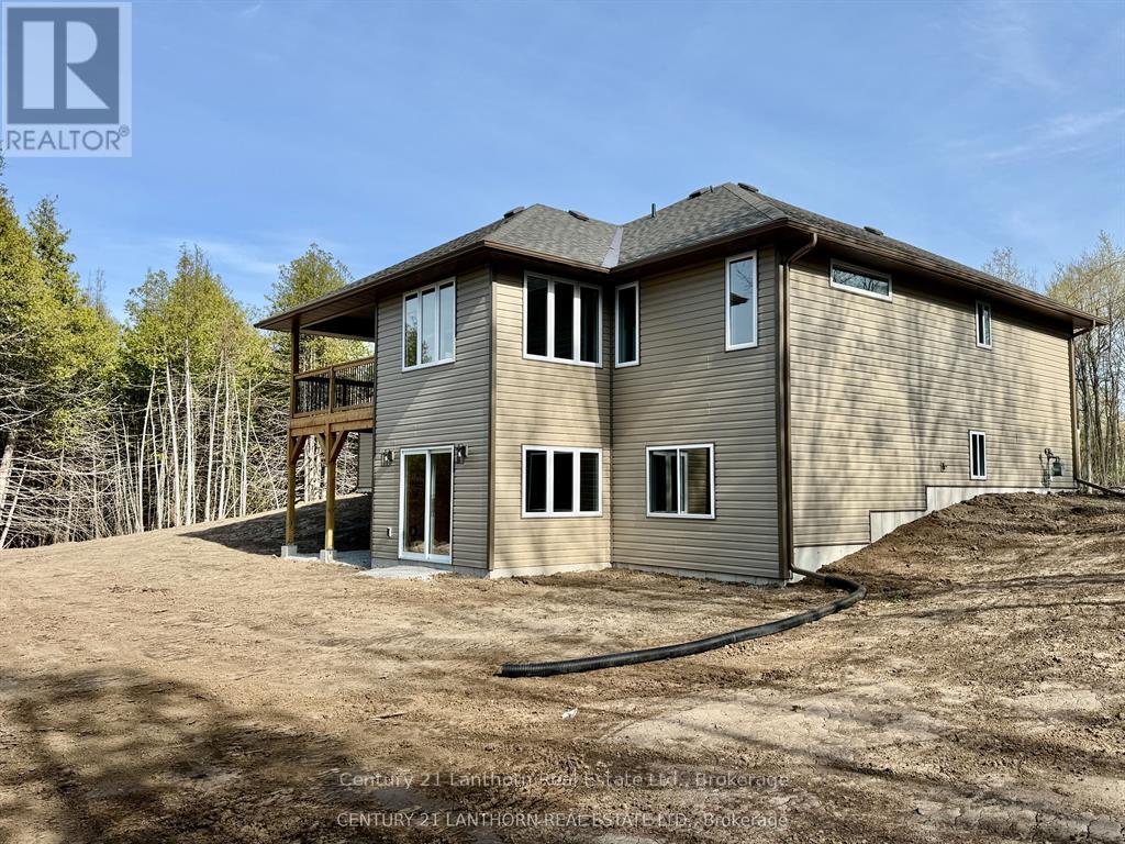 1039 CROOKSTON ROAD - 33