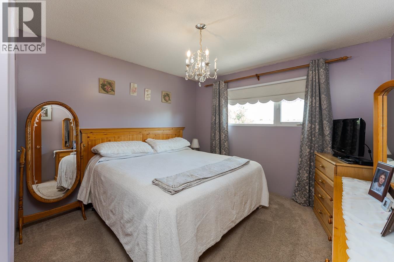 777 GILLETT STREET - 22
