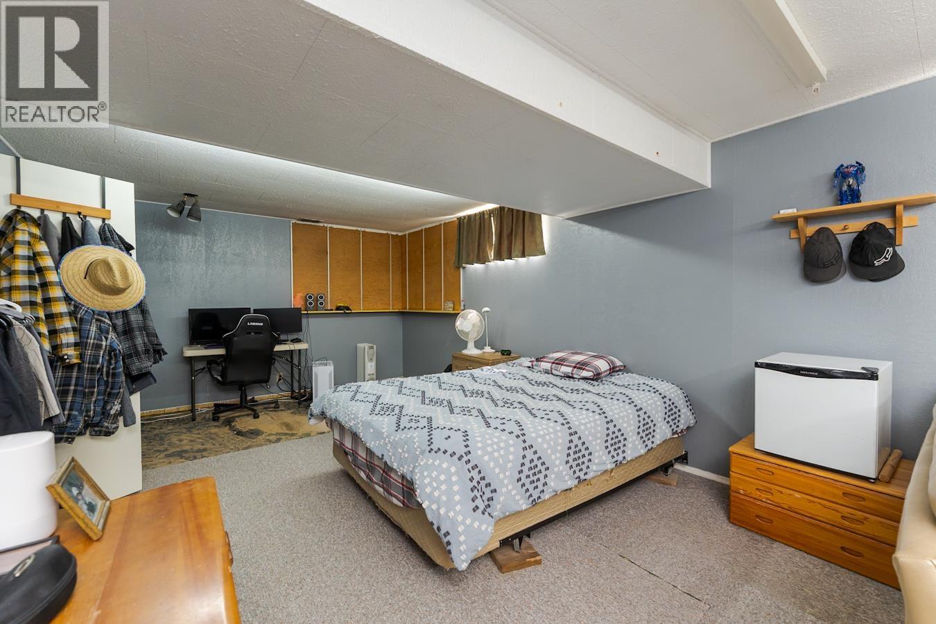 777 GILLETT STREET - 35