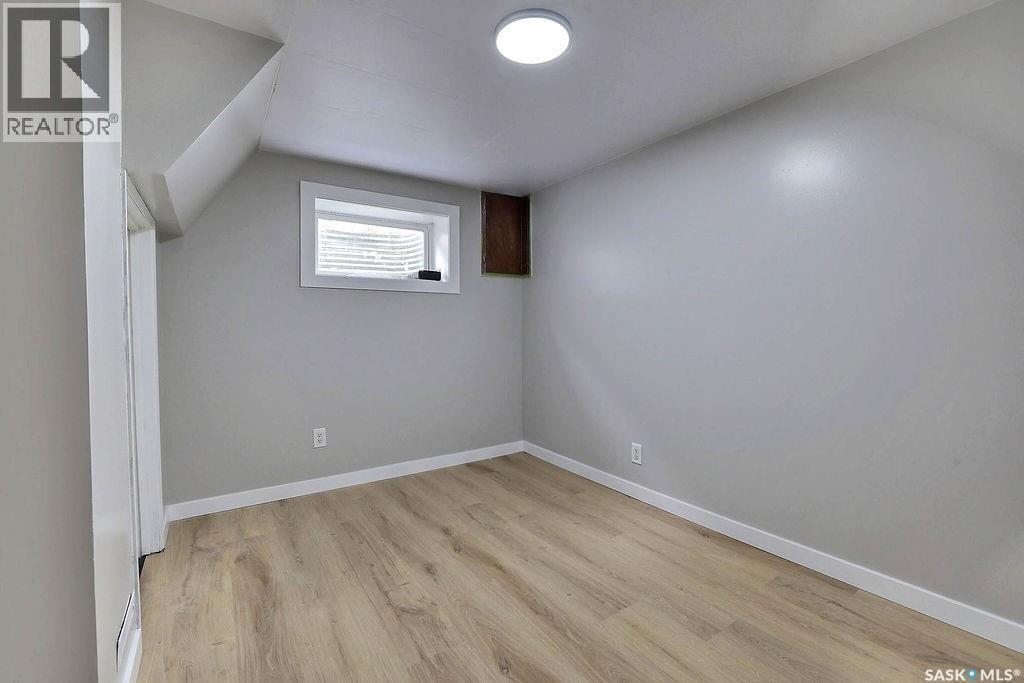 35 Chase CRESCENT - 22