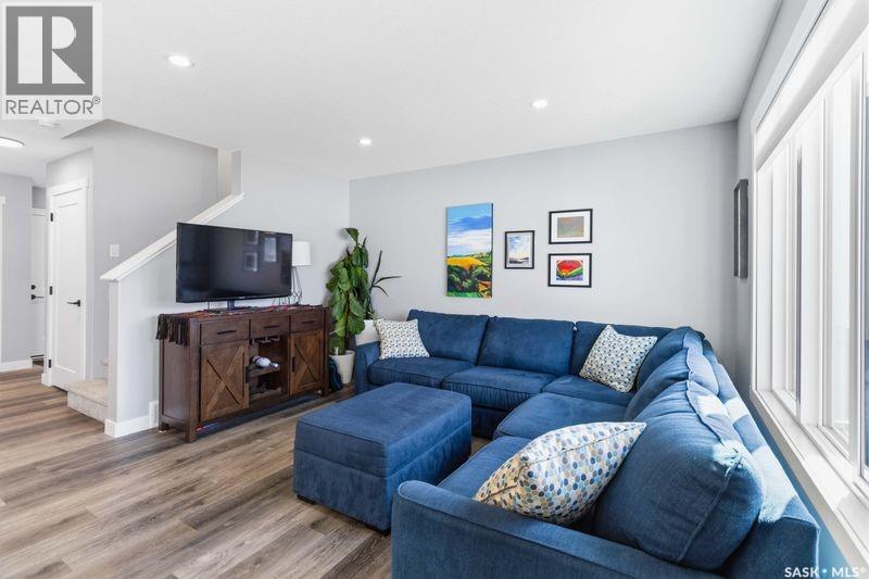 212 Myles Heidt LANE - photo 4