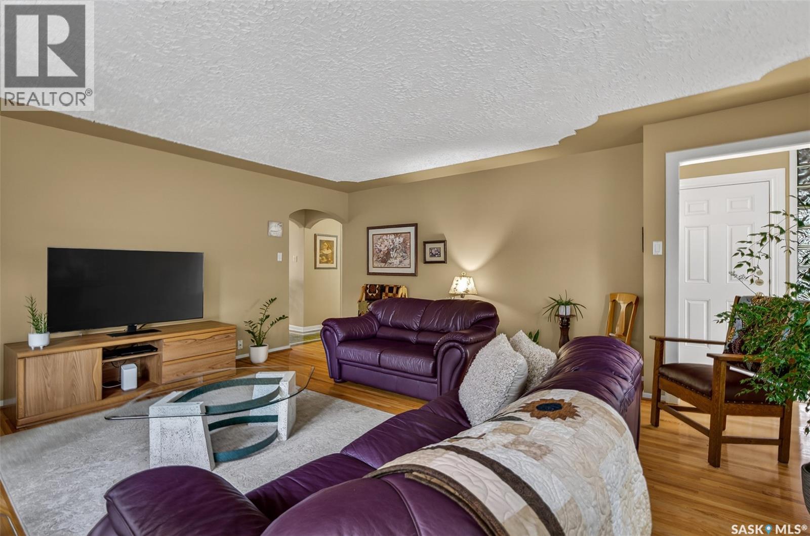 1030 1st AVENUE NW - 25
