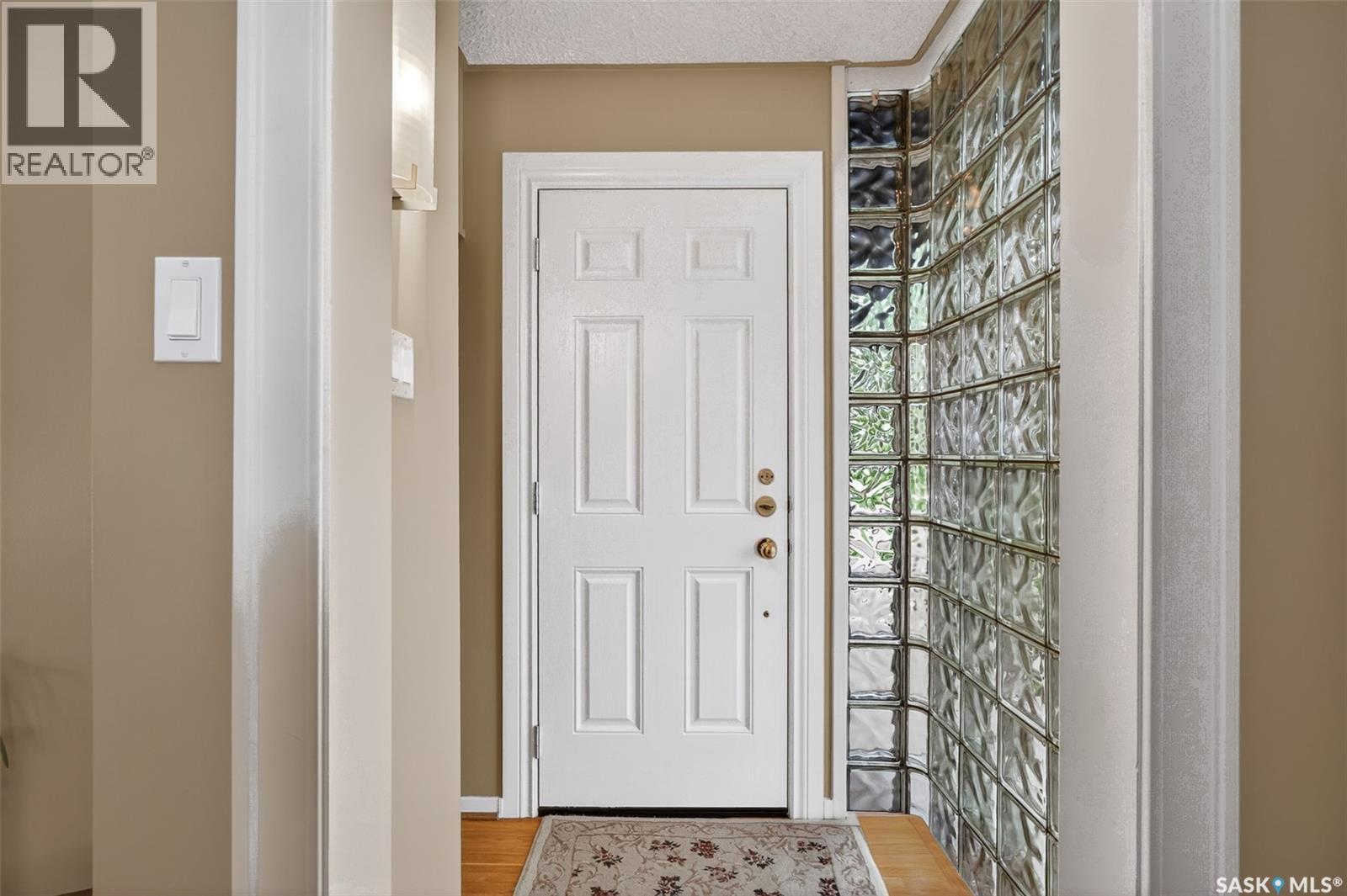 1030 1st AVENUE NW - 27