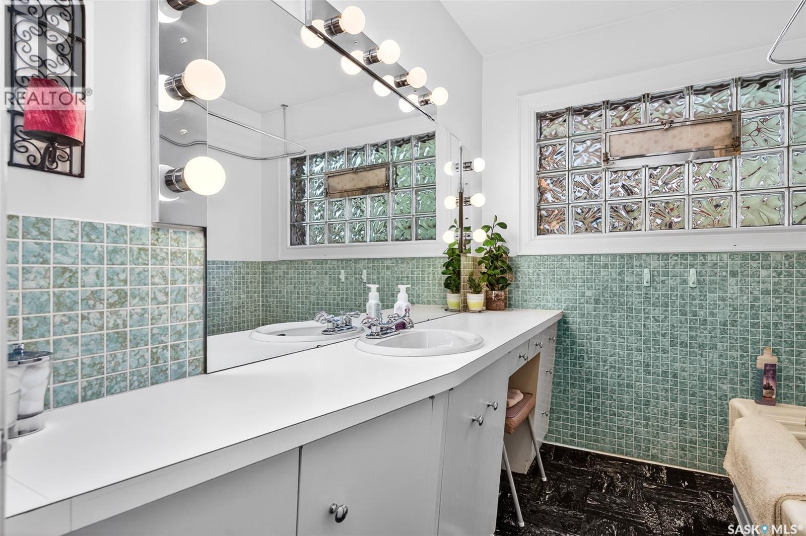 1030 1st AVENUE NW - 31