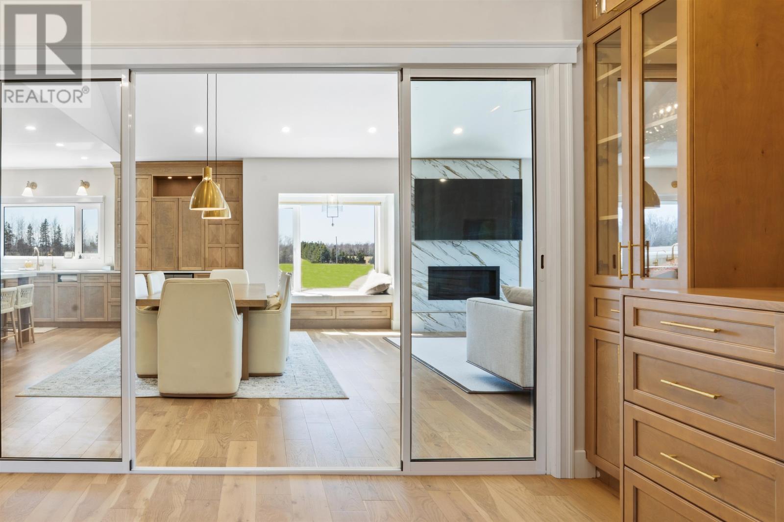 130 MacCallum Drive - 23