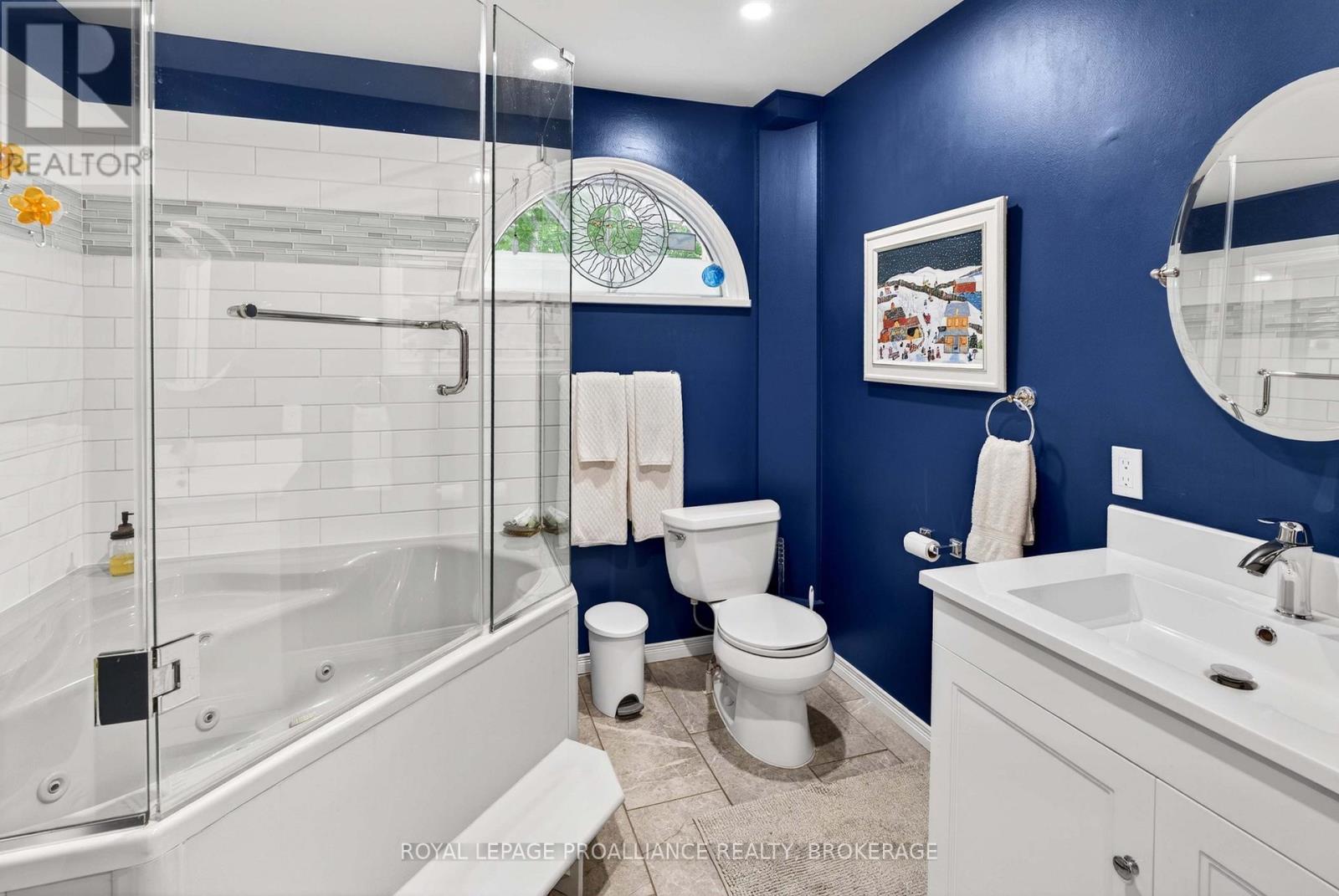 1004C PUBLIC BEACH ROAD - 25