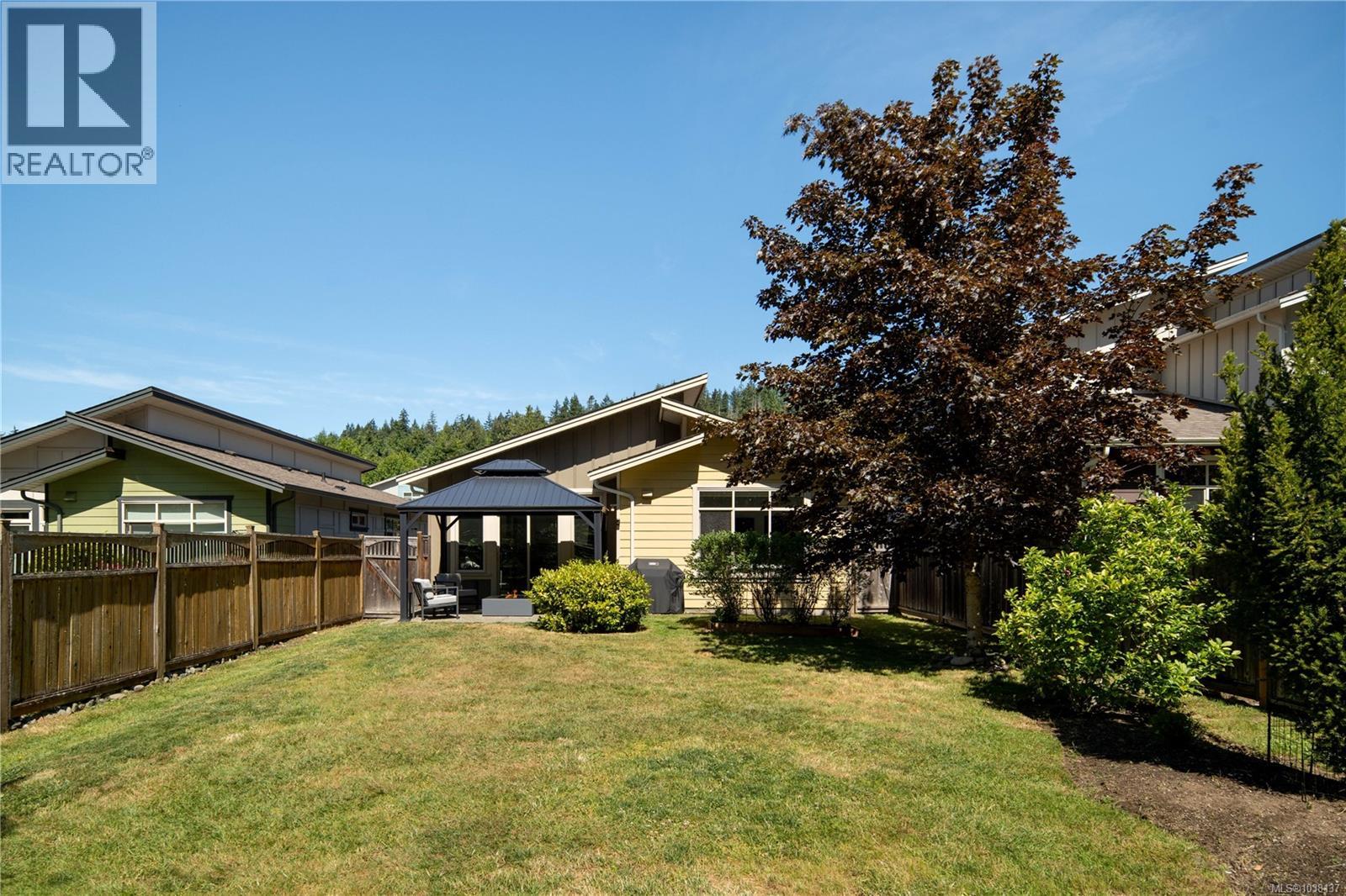6353 Willowpark Way - 28