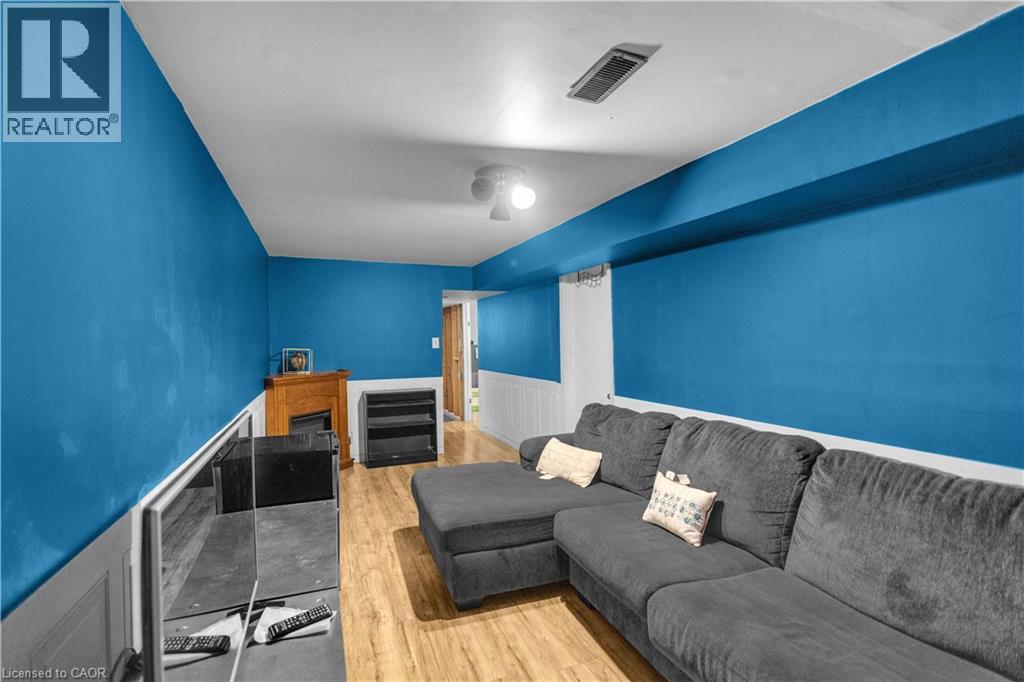 70 NASKAPI Street - 22