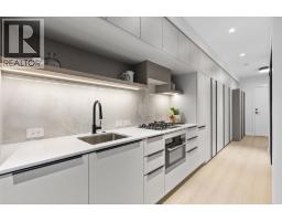 210 2015 St. Johns Street, Port Moody, BC V3H0N5 Photo 9