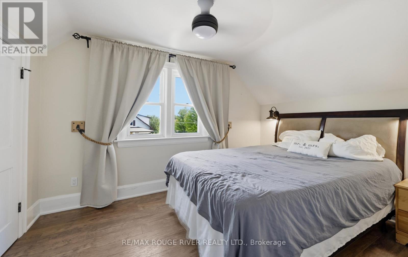 338 JARVIS STREET - 27