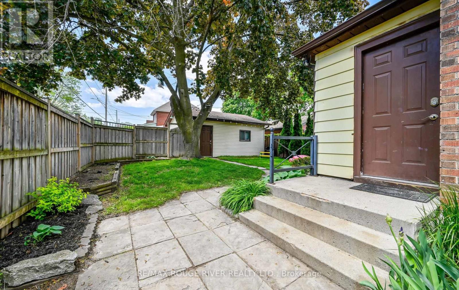 338 JARVIS STREET - 36